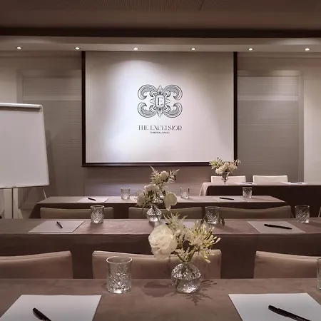Hotel The Excelsior - Small Luxury Of The World