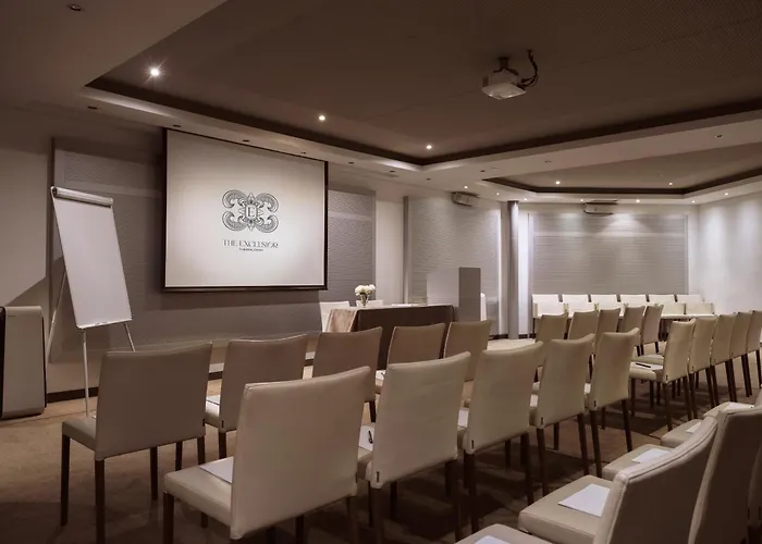 The Excelsior - Small Luxury Of The World Отель 5*