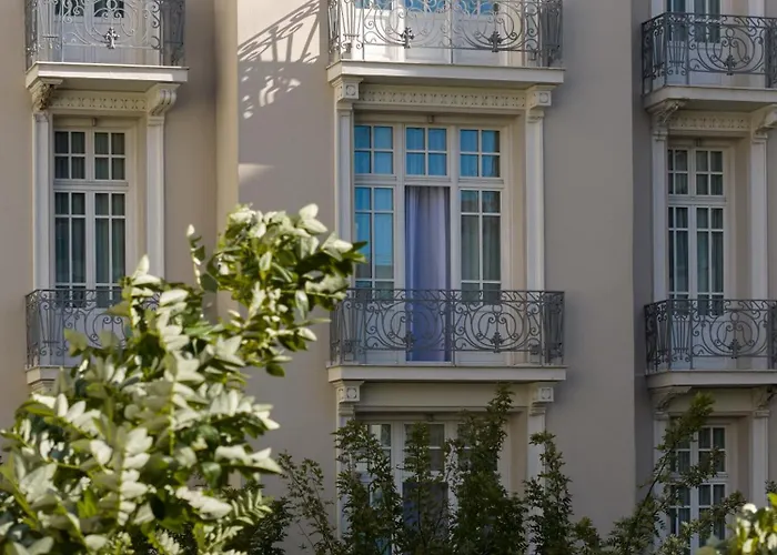 The Excelsior - Small Luxury Of The World Отель