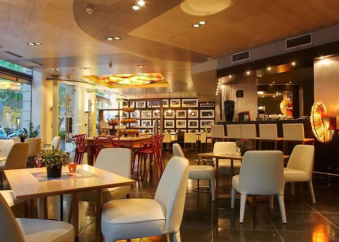 The Excelsior - Small Luxury Of The World Отель
