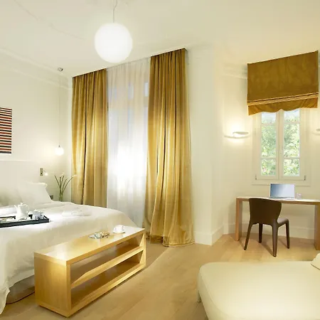 Отель The Excelsior - Small Luxury Of The World 5*