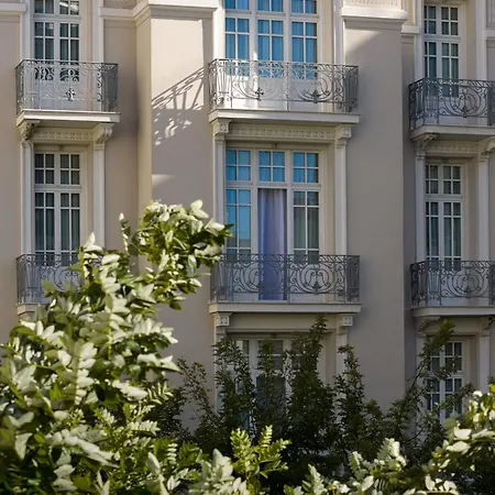The Excelsior - Small Luxury Of The World Отель