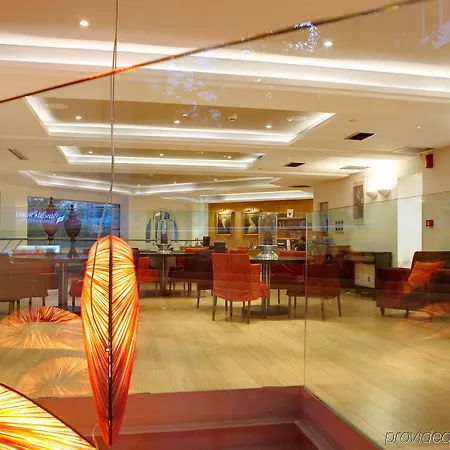 The Excelsior - Small Luxury Of The World Otel 5*