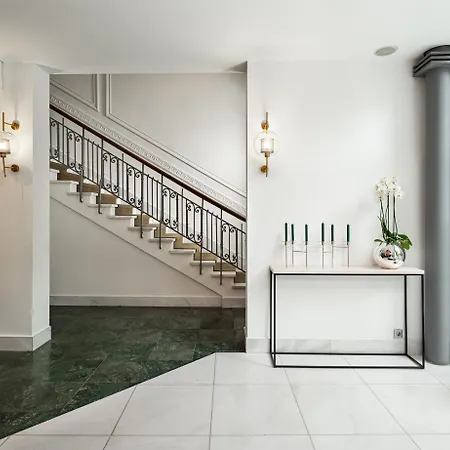 The Excelsior - Small Luxury Of The World