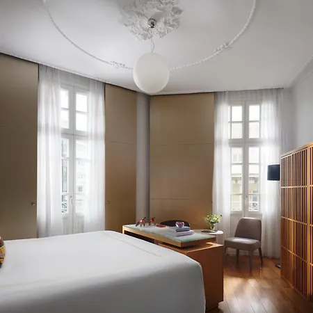 The Excelsior - Small Luxury Of The World 5*