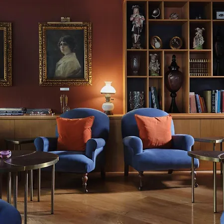 The Excelsior - Small Luxury Of The World