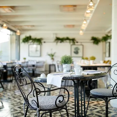 Hotel The Excelsior - Small Luxury Of The World 5*