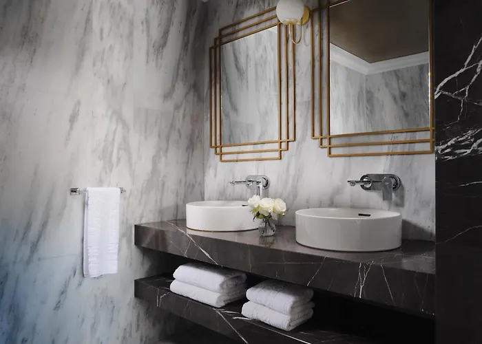 The Excelsior - Small Luxury Of The World