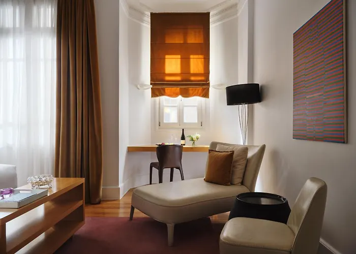 The Excelsior - Small Luxury Of The World 5*